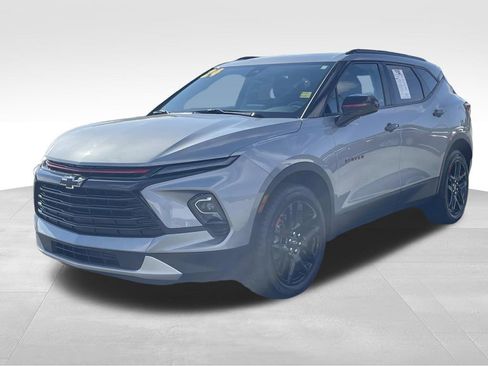 Used 2024 Chevrolet Blazer LT w/ Redline Edition image 8