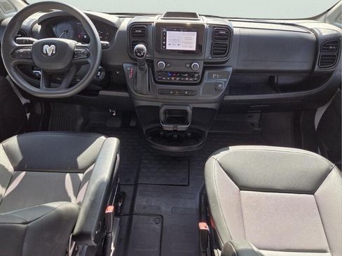 Used 2025 RAM ProMaster 2500 w/ Convenience Group FWD image 15