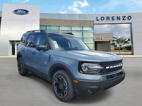New 2026 Ford Bronco Sport Outer Banks AWD/4WD image 3