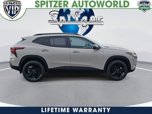 New 2026 Chevrolet Trax ACTIV w/ Sunroof Package FWD image 9