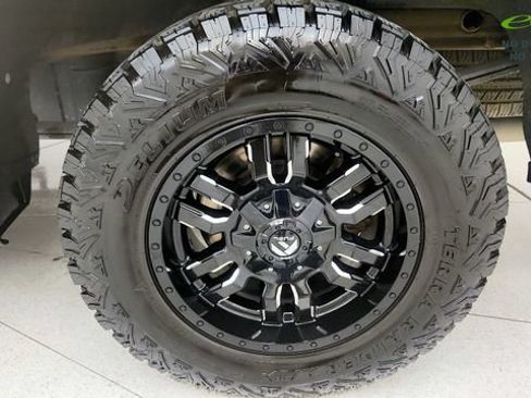 Used 2019 Chevrolet Silverado 1500 RST AWD/4WD image 78