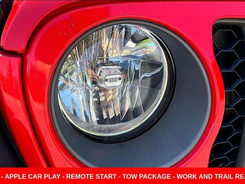 Used 2021 Jeep Gladiator Rubicon w/ Cold Weather Group AWD/4WD image 30