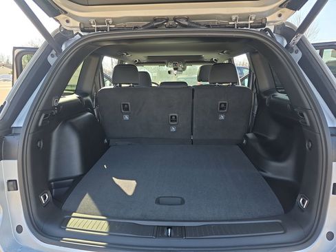 New 2026 Jeep Grand Cherokee Laredo X image 12