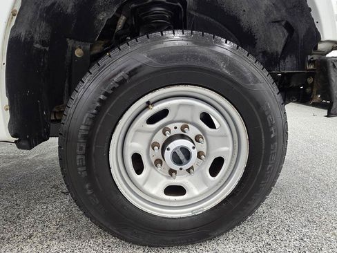 Used 2010 Ford F250 XL AWD/4WD image 28