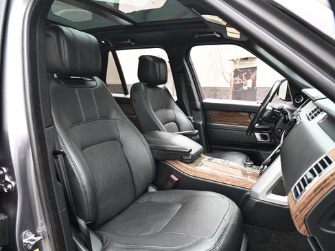 Used 2019 Land Rover Range Rover HSE image 22