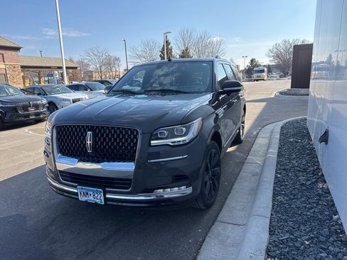 Used 2023 Lincoln Navigator Black Label image 6