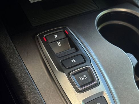 Used 2023 Honda Passport EX-L image 16