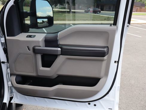 Used 2022 Ford F350 XLT w/ XLT Value Package AWD/4WD image 26