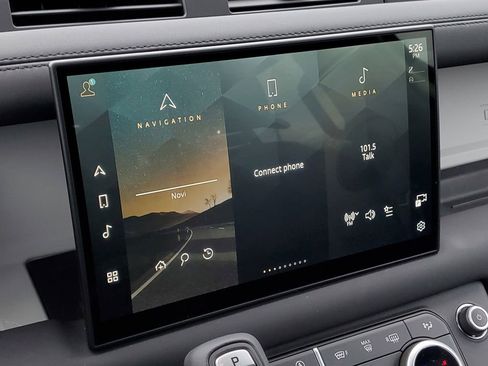 Used 2025 Land Rover Defender 130 X-Dynamic SE image 25