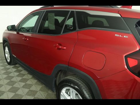 Used 2022 GMC Terrain SLE w/ Driver Convenience Package AWD/4WD image 16