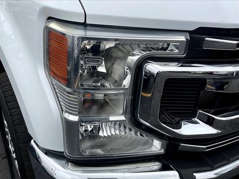 Used 2022 Ford F250 XL w/ STX Appearance Package image 26