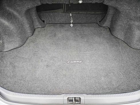 Used 2012 Toyota Camry SE image 29