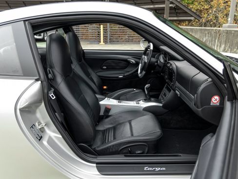 Used 2003 Porsche 911 Targa RWD image 47