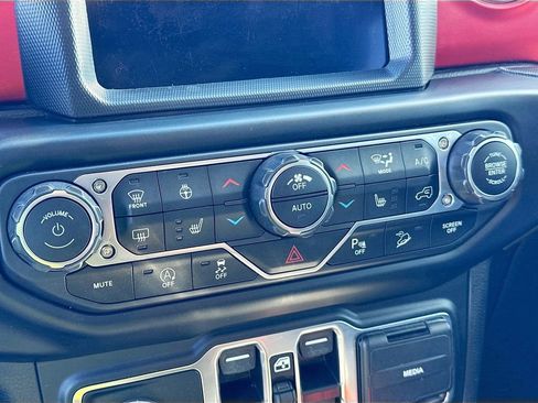 Used 2020 Jeep Wrangler Unlimited Rubicon image 13