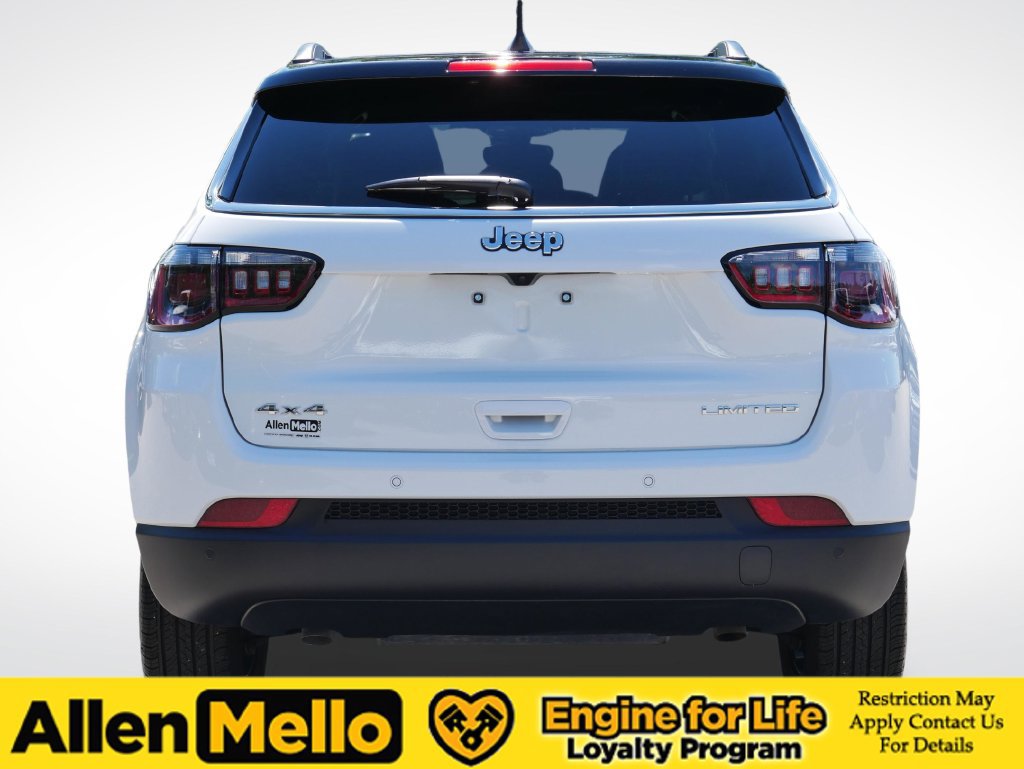 Used 2026 Jeep Compass Limited AWD/4WD image 5
