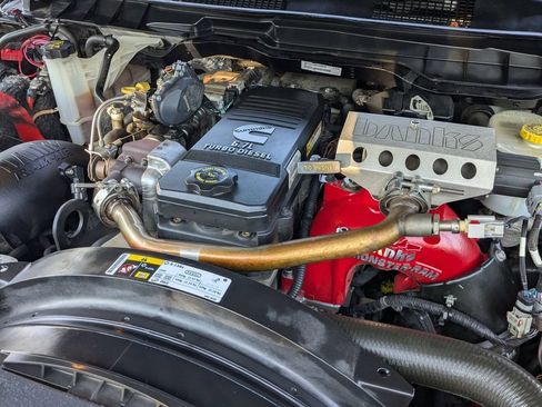 Used 2017 RAM 2500 Laramie AWD/4WD image 31