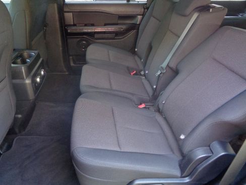 Used 2021 Ford Expedition XL AWD/4WD image 6