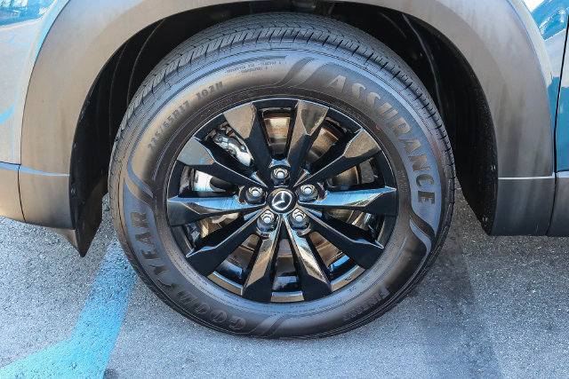 Used 2025 MAZDA CX-50 AWD 2.5 S w/ Preferred Package image 9