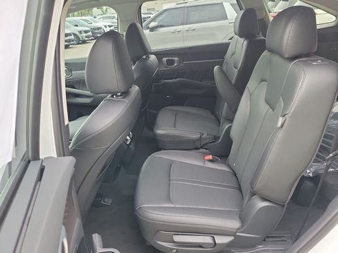 New 2026 Kia Sorento SX FWD image 16
