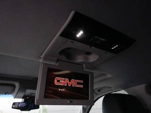 Used 2015 GMC Yukon SLT w/ Open Road Package AWD/4WD image 31
