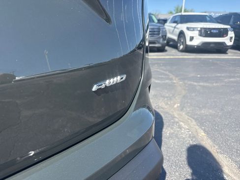 Used 2023 Ford Edge SEL w/ Convenience Package AWD/4WD image 11