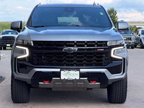 Used 2024 Chevrolet Suburban Z71 w/ Luxury Package AWD/4WD image 6
