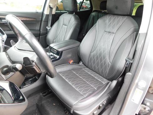 Used 2021 Buick Envision Avenir w/ Technology Package II FWD image 25