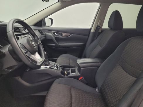 Used 2018 Nissan Rogue SV FWD image 17