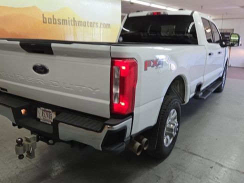 Used 2023 Ford F350 XLT w/ FX4 Off-Road Package image 18
