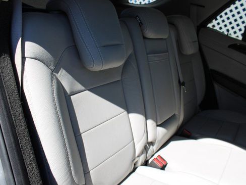 Used 2015 Mercedes-Benz ML 350 2WD image 17