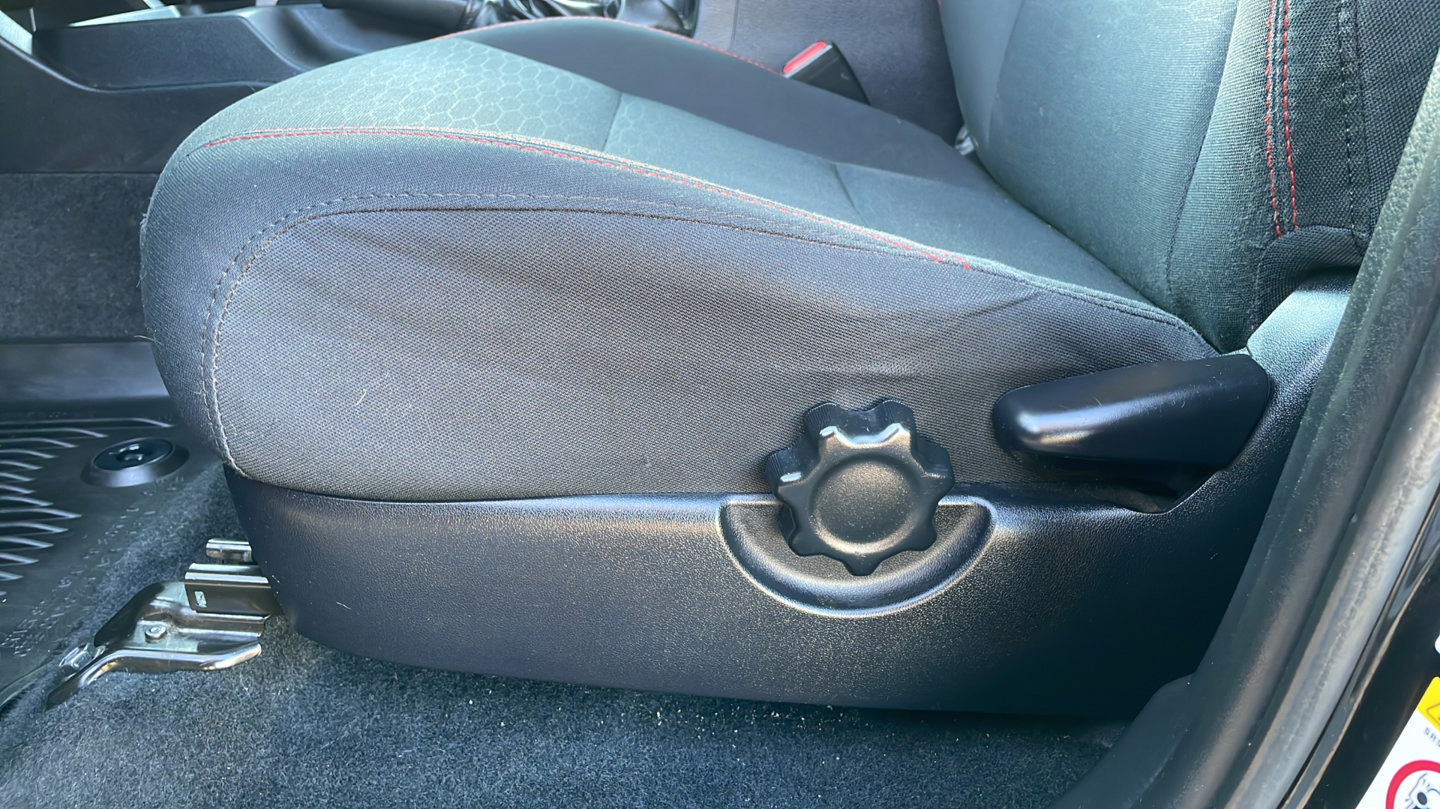 Certified 2019 Toyota Tacoma SR5 AWD/4WD image 18