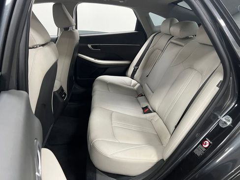 Used 2022 Hyundai Sonata Limited image 14