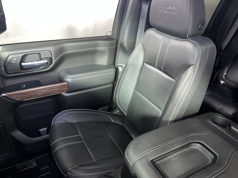 Used 2022 Chevrolet Silverado 2500 High Country w/ LPO, Hitch Package AWD/4WD image 26