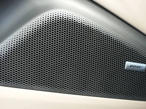 New 2026 Porsche Macan 4 Electric image 30