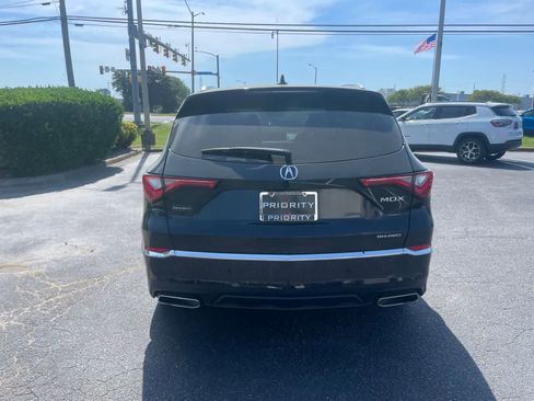 Certified 2023 Acura MDX SH-AWD w/ Advance Package image 4