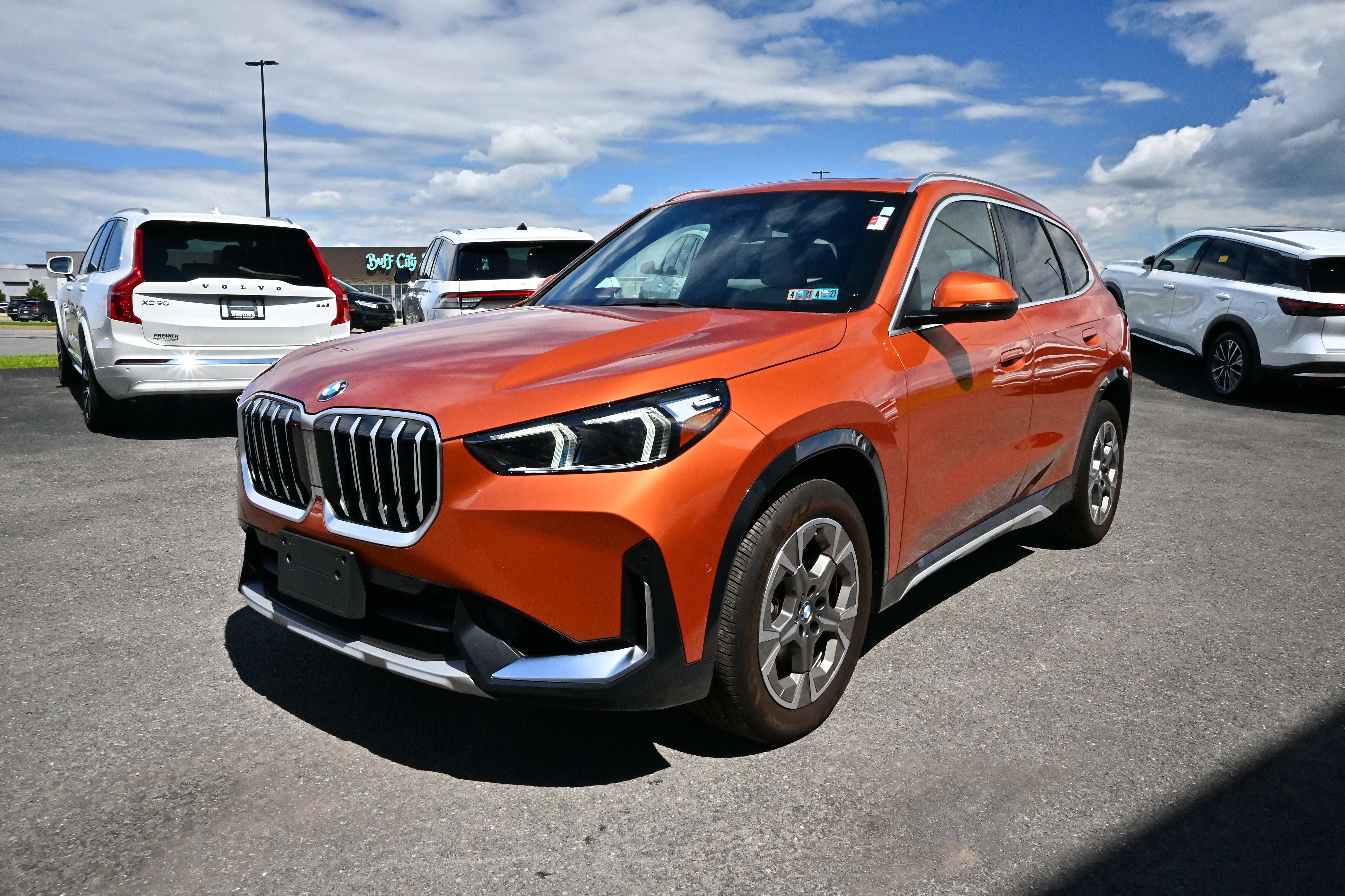 Used 2025 BMW X1 xDrive28i w/ Convenience Package AWD/4WD image 4