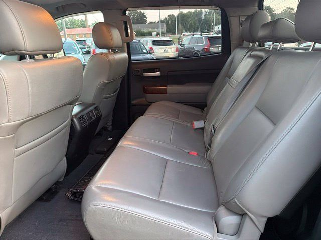 Used 2013 Toyota Tundra Limited w/ Memory Pkg AWD/4WD image 16