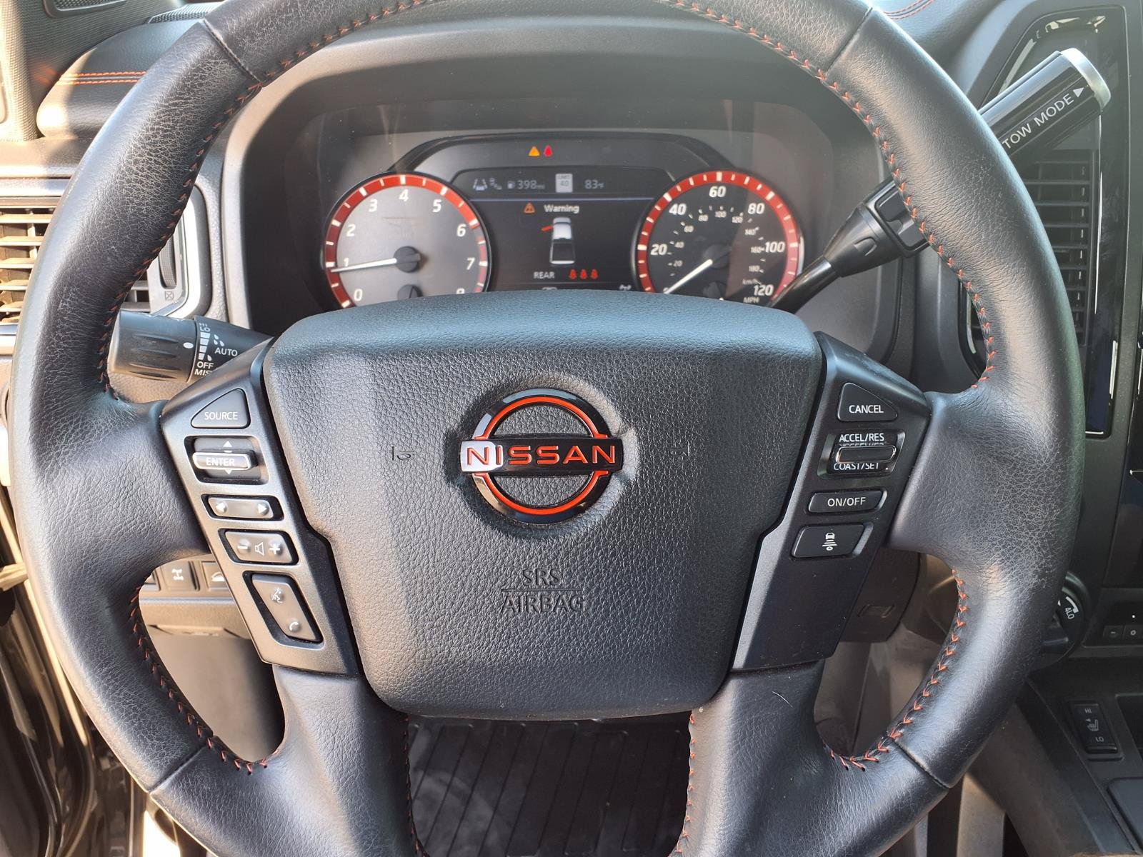 Used 2023 Nissan Titan PRO-4X w/ Pro-4x Convenience Package AWD/4WD image 20