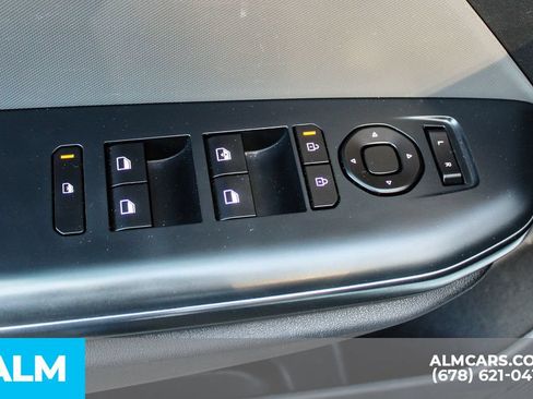Used 2025 Kia K4 FWD image 40