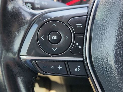 Used 2019 Toyota Camry XSE image 18