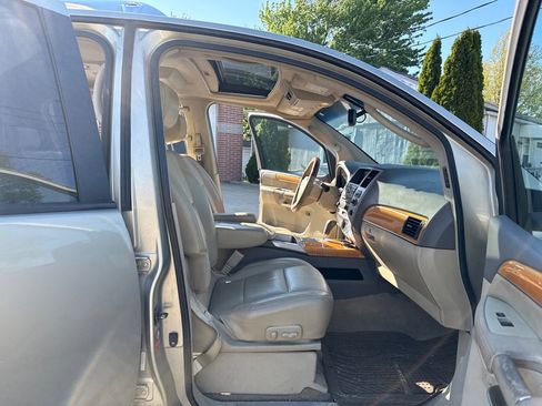 Used 2008 INFINITI QX56 4WD image 11