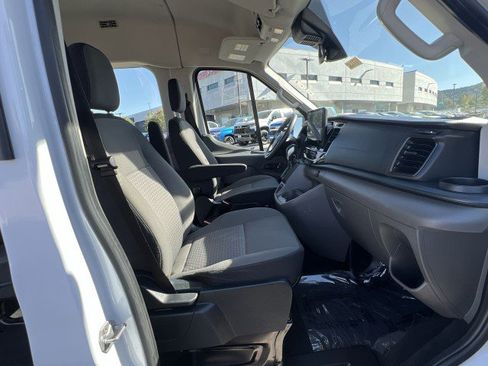 Used 2023 Ford Transit 350 XLT image 28