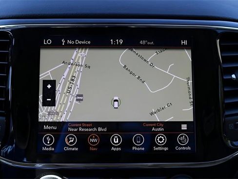 Used 2020 Jeep Grand Cherokee Limited w/ Luxury Group II image 25