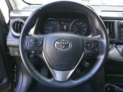 Used 2018 Toyota RAV4 XLE image 12