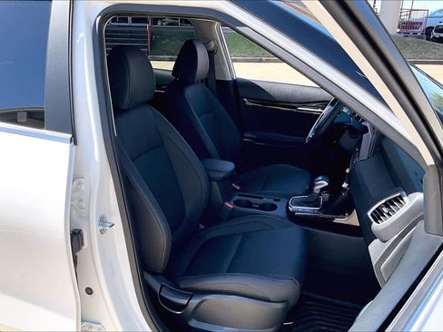 Certified 2024 Kia Seltos SX image 9