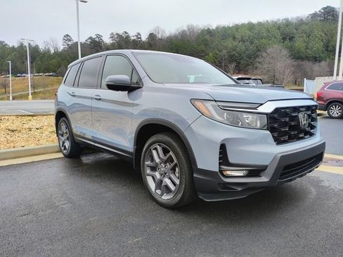 Used 2023 Honda Passport EX-L image 3