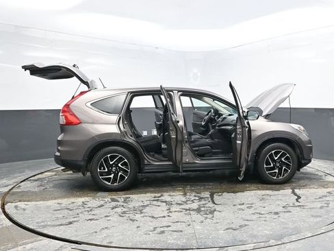 Used 2016 Honda CR-V SE image 47