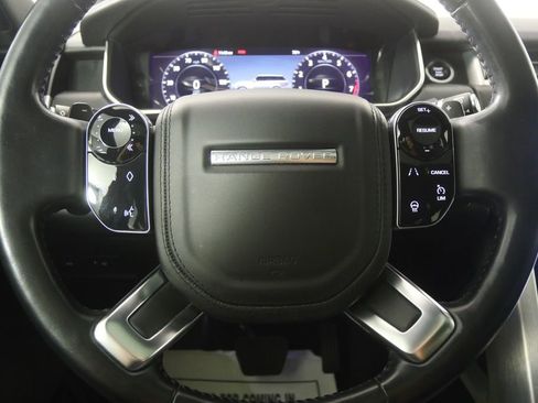 Used 2020 Land Rover Range Rover HSE image 15