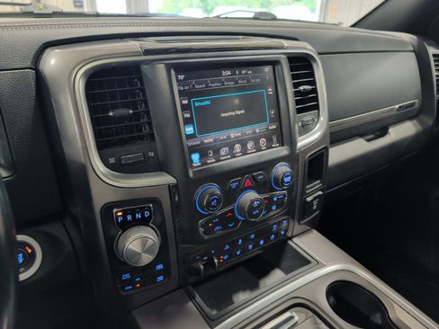 Used 2017 RAM 1500 Limited AWD/4WD image 11