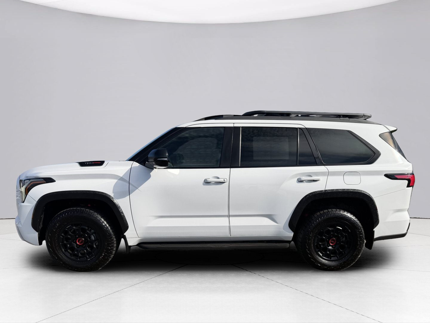 Used 2025 Toyota Sequoia TRD Pro AWD/4WD image 2